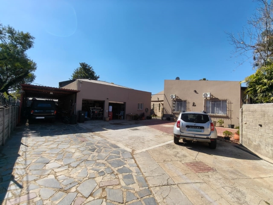 3 Bedroom Property for Sale in Bodorp North West